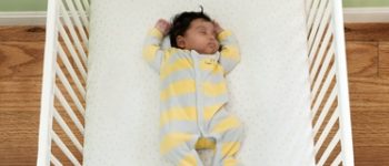 safe sleep environment newborn